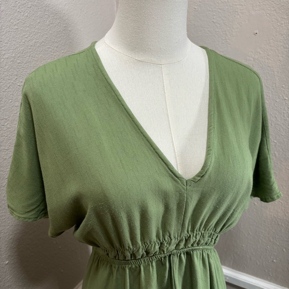 Hering Green Smocked V Neck Maxi Dress Size Medium Short Sleeve Prairie Cottage - Picture 4 of 11
